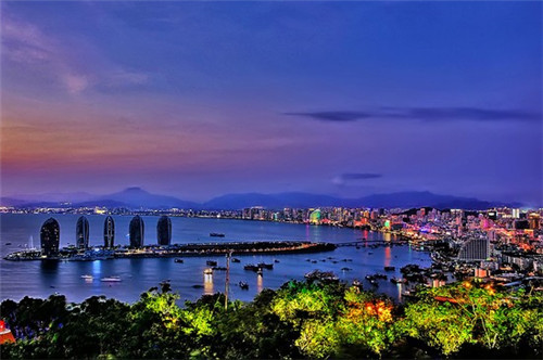 高凳矮凳奶茶加盟在沁阳市开店有哪些优势，在沁阳市开奶茶加盟哪个品牌比较受欢迎