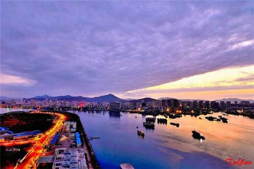 榴莲小住加盟费多少，昆明榴小莲加盟费多少